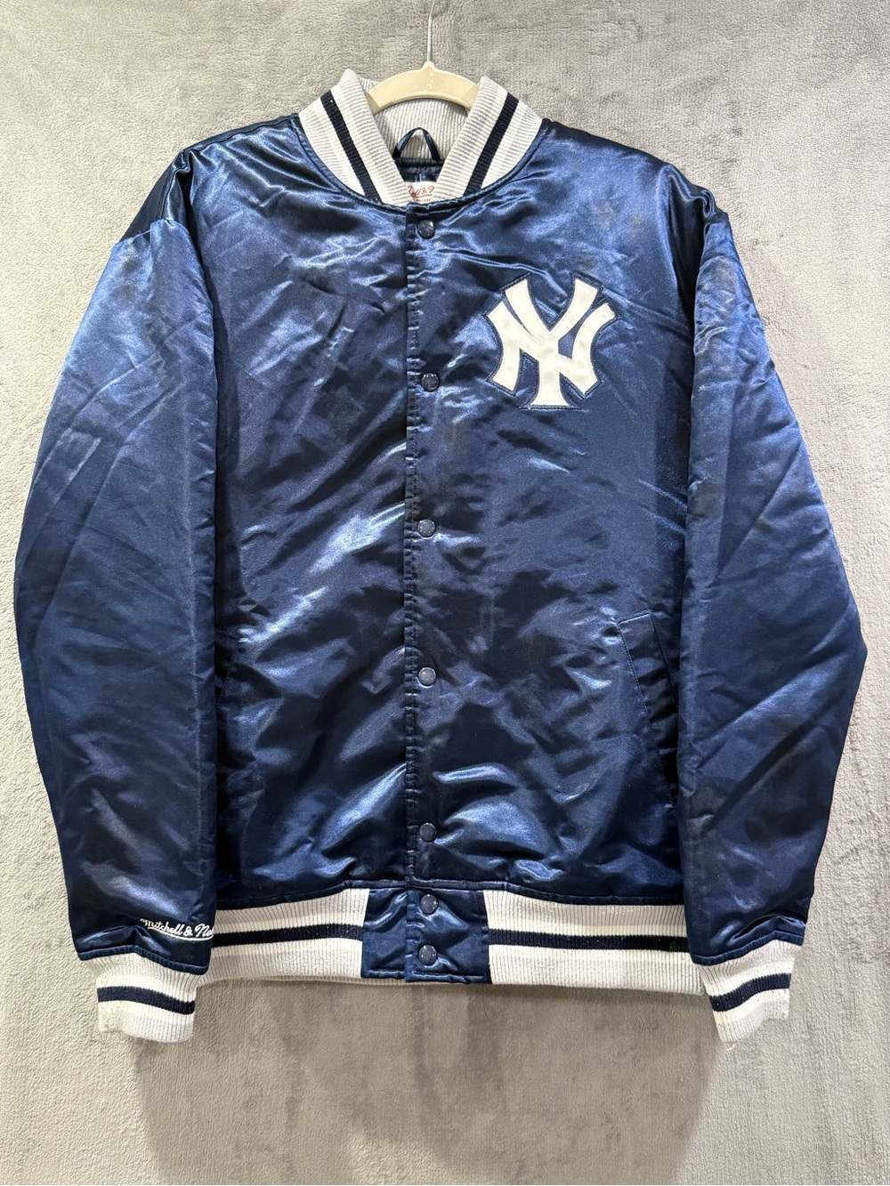 New York Yankees Mitchell Ness Satin Dug Out Jacket Size L Cooperstown
